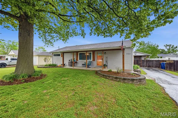 $279,900 | 733 Lake Drive, Herculaneum, MO 63048