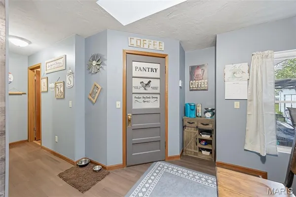 $279,900 | 733 Lake Drive, Herculaneum, MO 63048