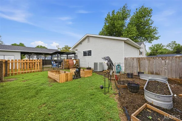 $279,900 | 733 Lake Drive, Herculaneum, MO 63048
