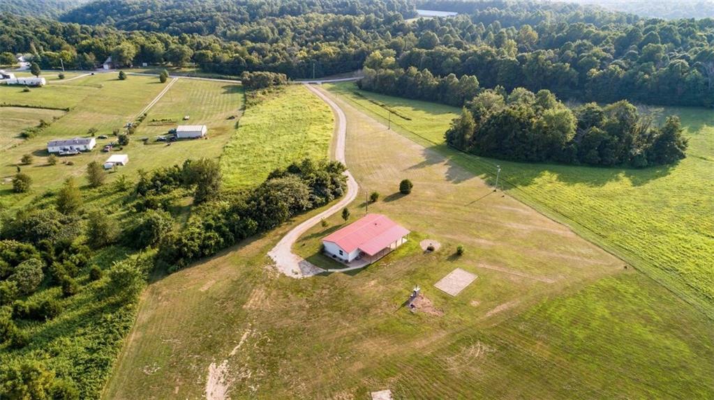 3466 West Walnut Ridge Road Salem, IN 47167 - Photo 5 of 44