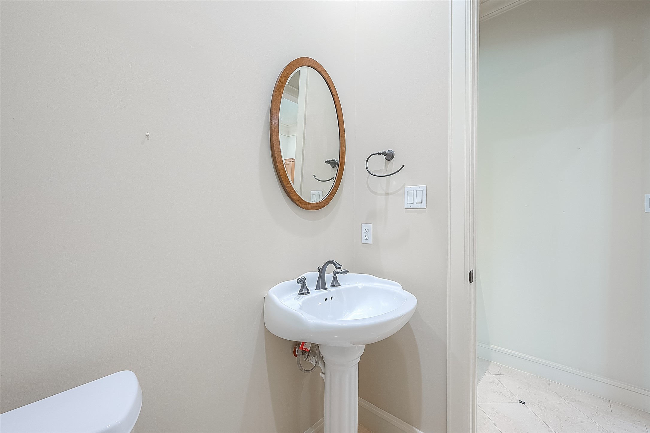 1804 Haddon Street Houston, TX 77019 - Photo 27 of 50