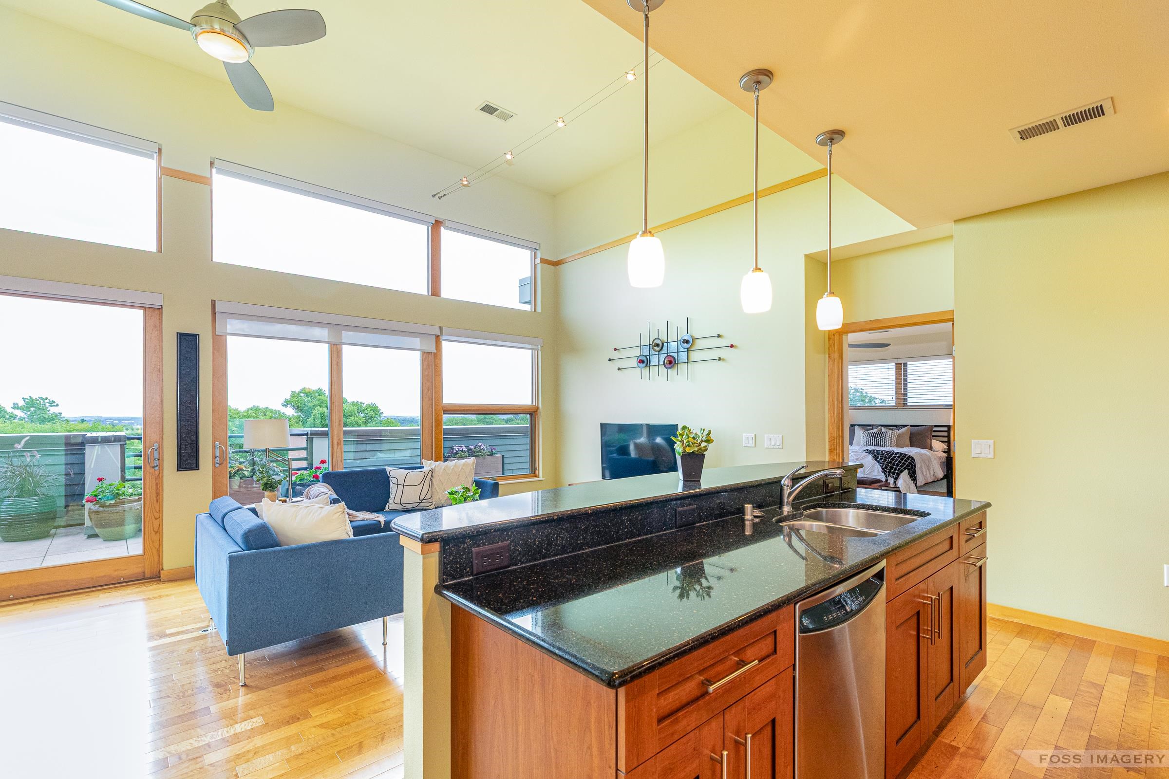 555 South Midvale Boulevard, Unit 411 Madison, WI 53711 - Photo 12 of 45