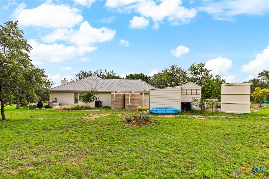 204 Kendall Jackson Comfort, TX 78013 - Photo 15 of 37