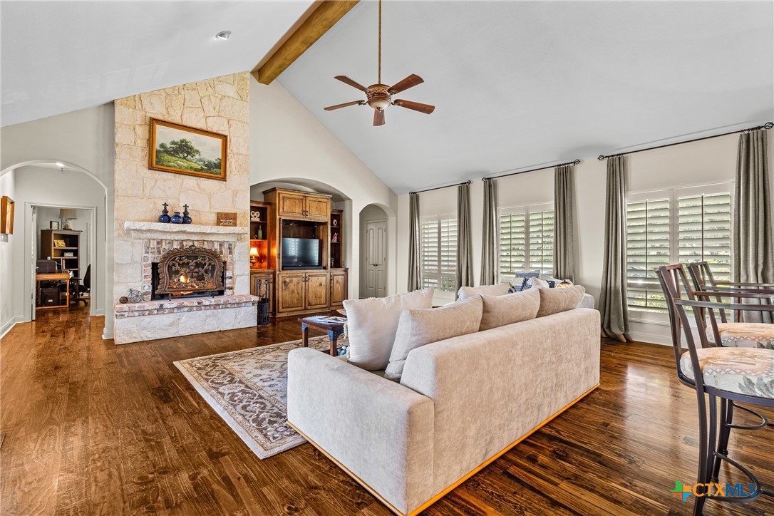 204 Kendall Jackson Comfort, TX 78013 - Photo 34 of 37