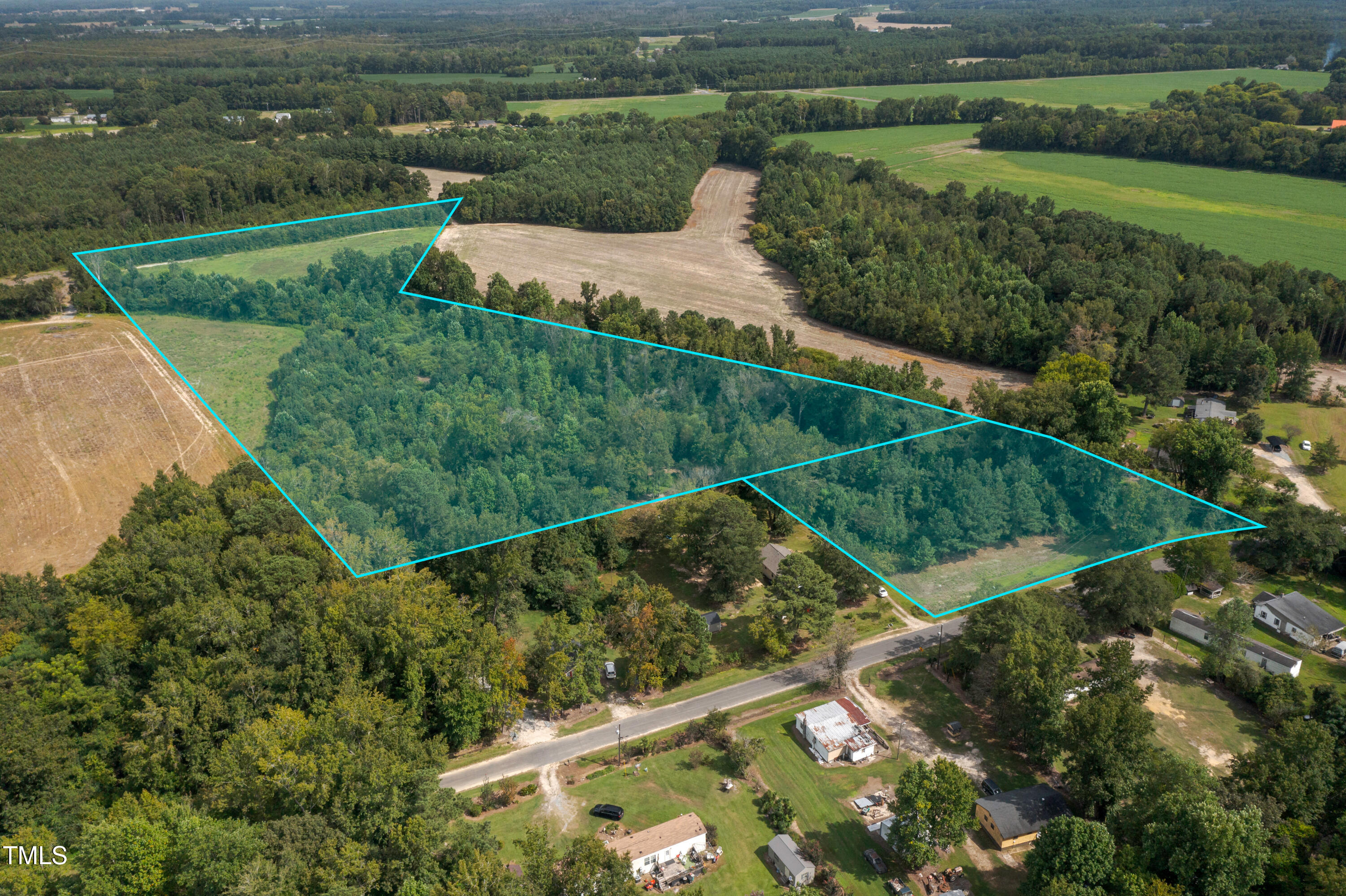 8188 Norris Road Dunn, NC 28334 - Photo 14 of 17 DJI_0596_LotLines