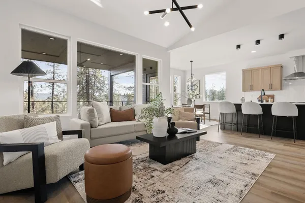 $599,000 | 2418 East Casper Drive, Spokane, WA 99223