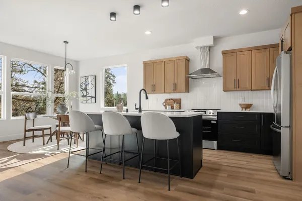 $599,000 | 2418 East Casper Drive, Spokane, WA 99223