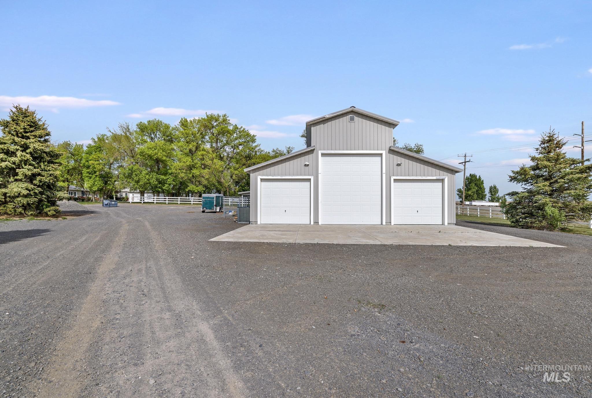 1526 Highway 26 Gooding, ID 83330 - Photo 43 of 48 View of detached garage