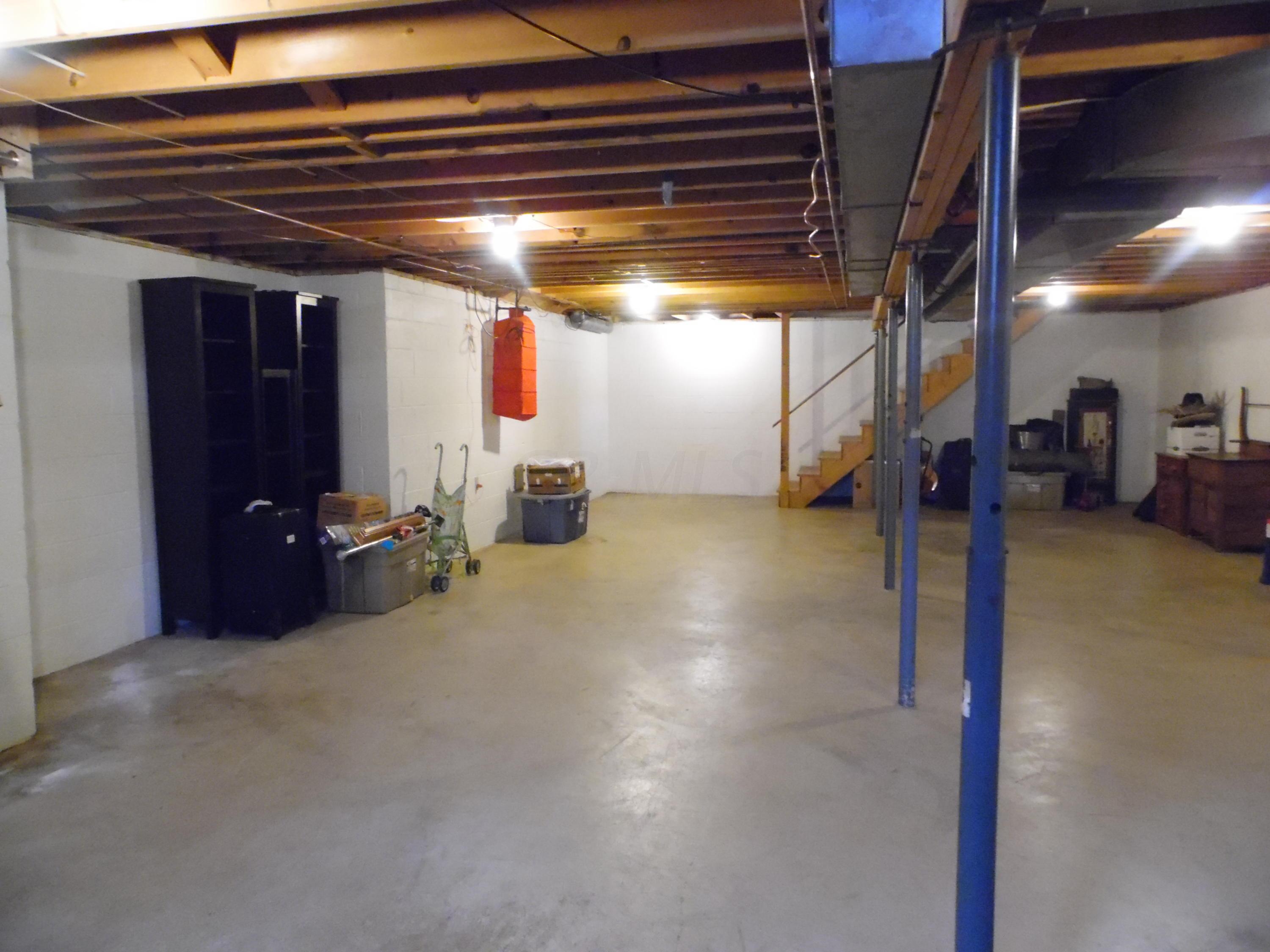 7050 Oakwood Road Circleville, OH 43113 - Photo 26 of 28 Gallery Image 26