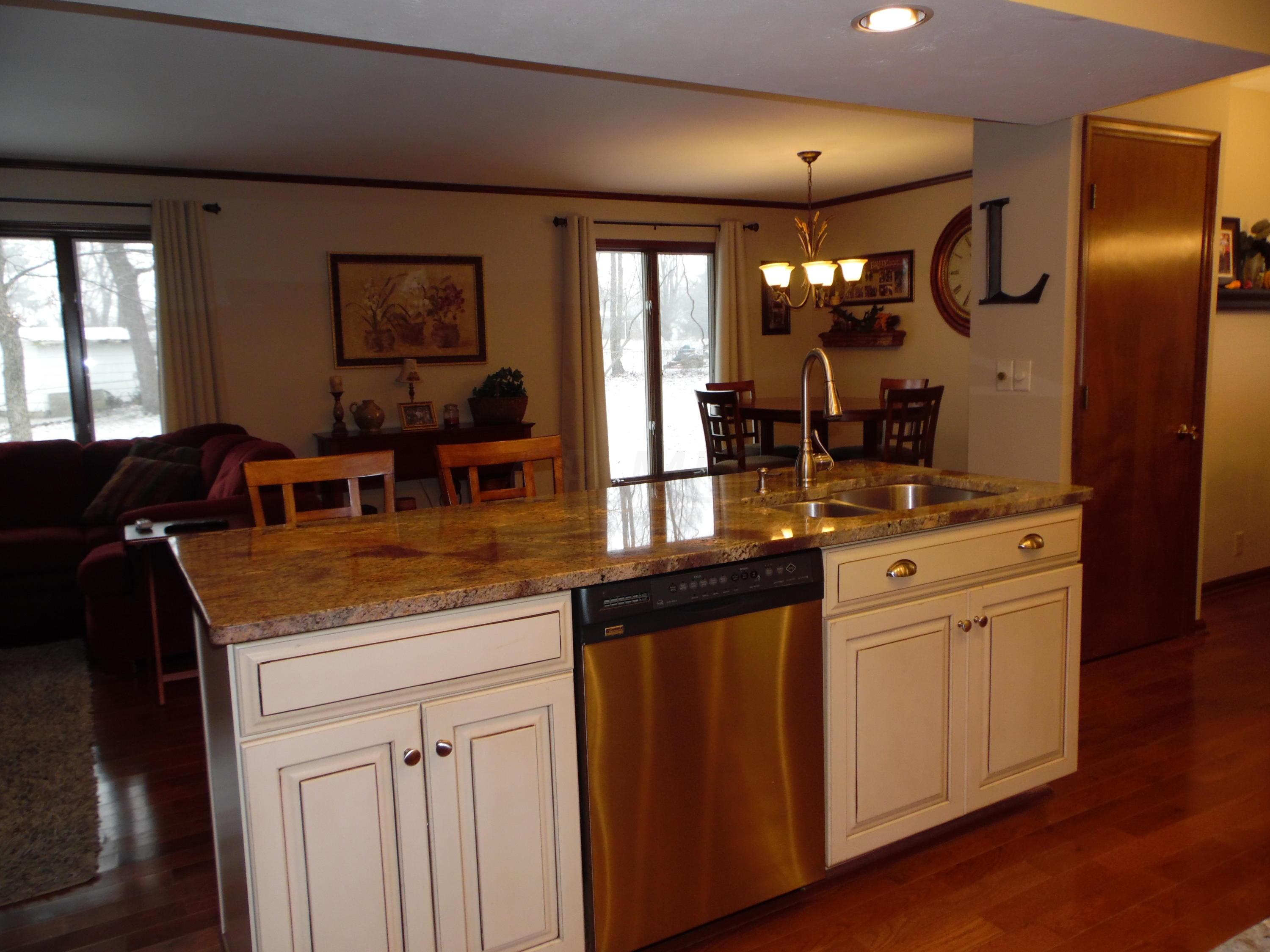 7050 Oakwood Road Circleville, OH 43113 - Photo 8 of 28 Gallery Image 8