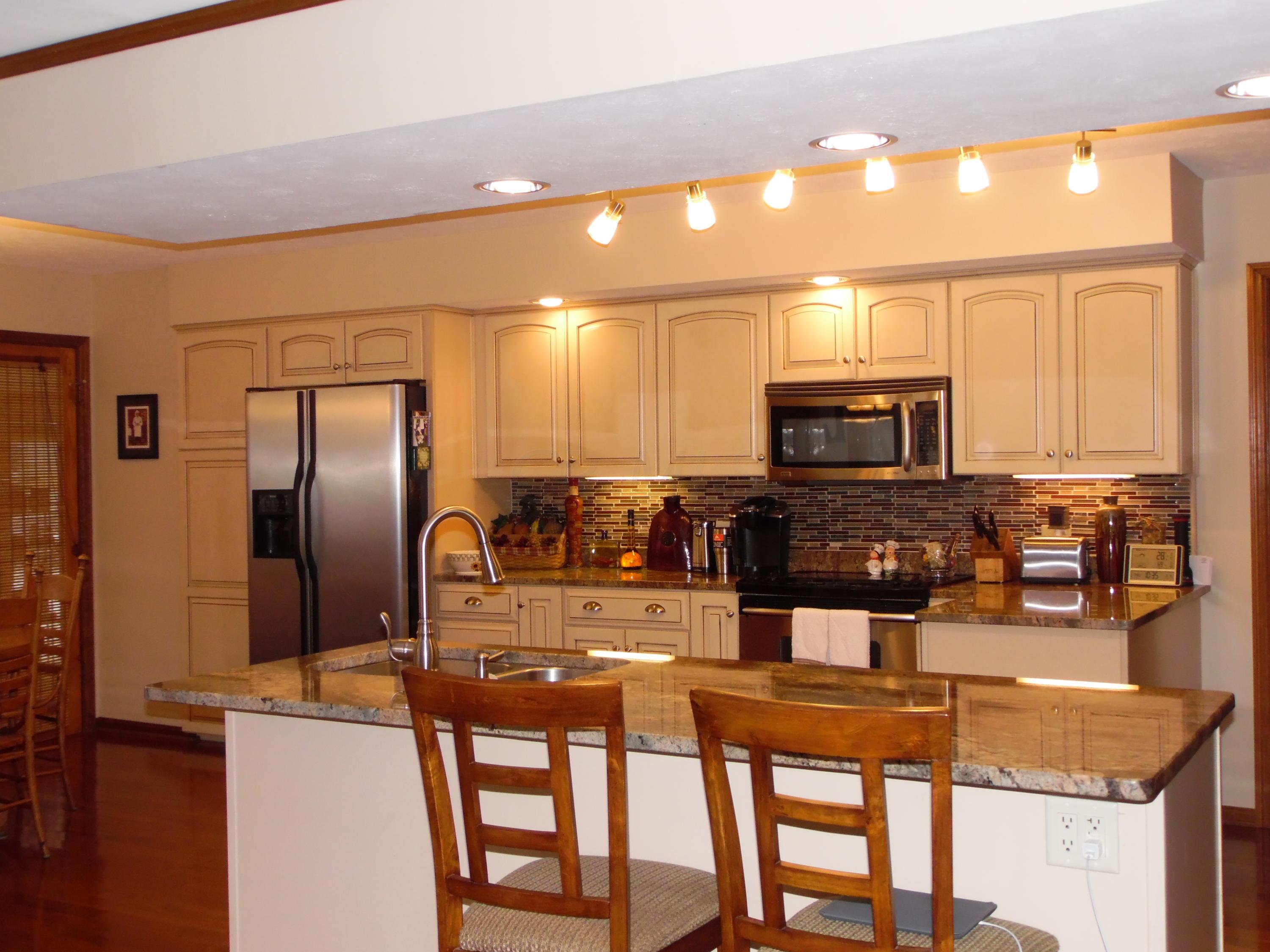 7050 Oakwood Road Circleville, OH 43113 - Photo 9 of 28 Gallery Image 9