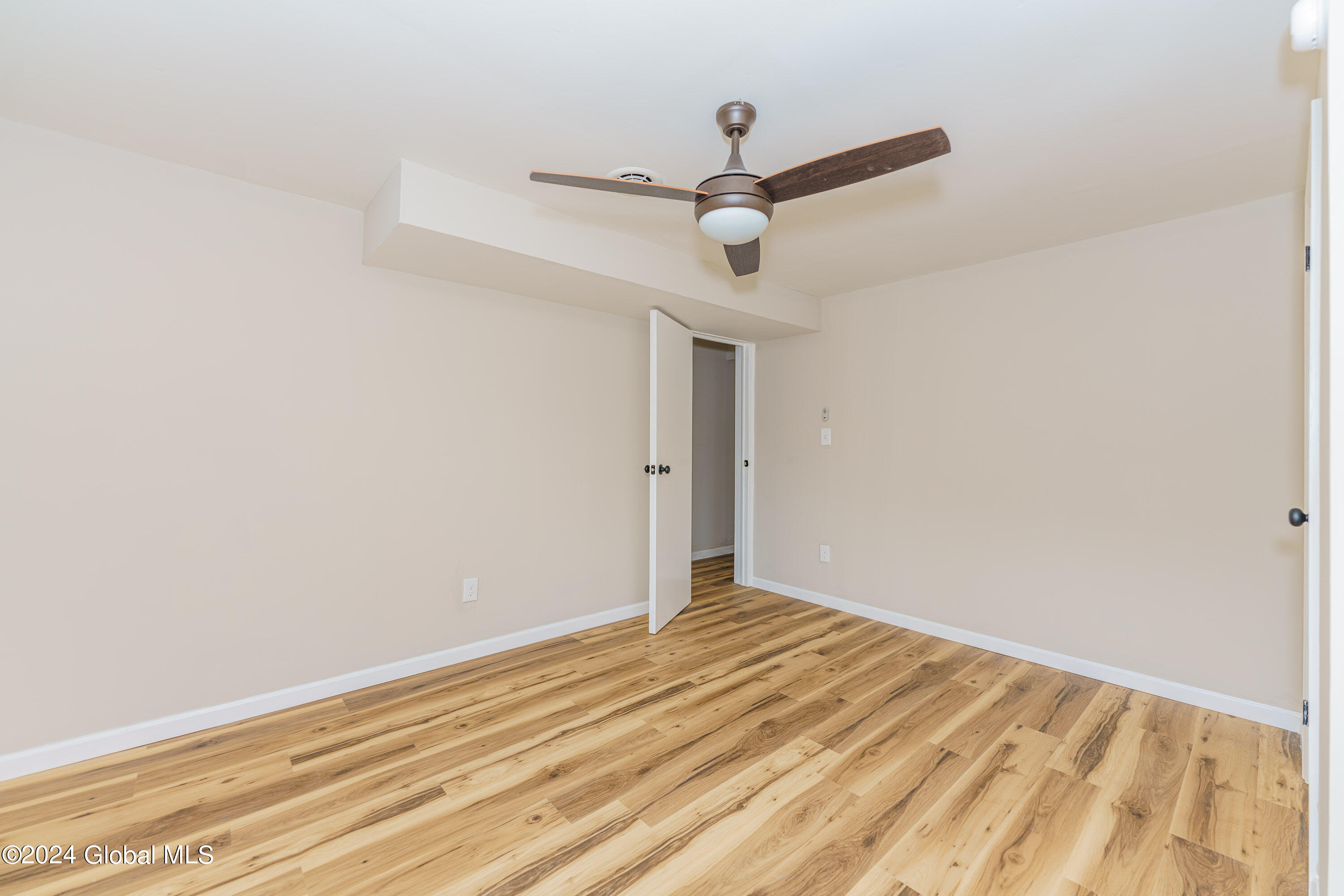 19 Launfal Street Colonie, NY 12205 - Photo 27 of 45 6 Bedroom 5