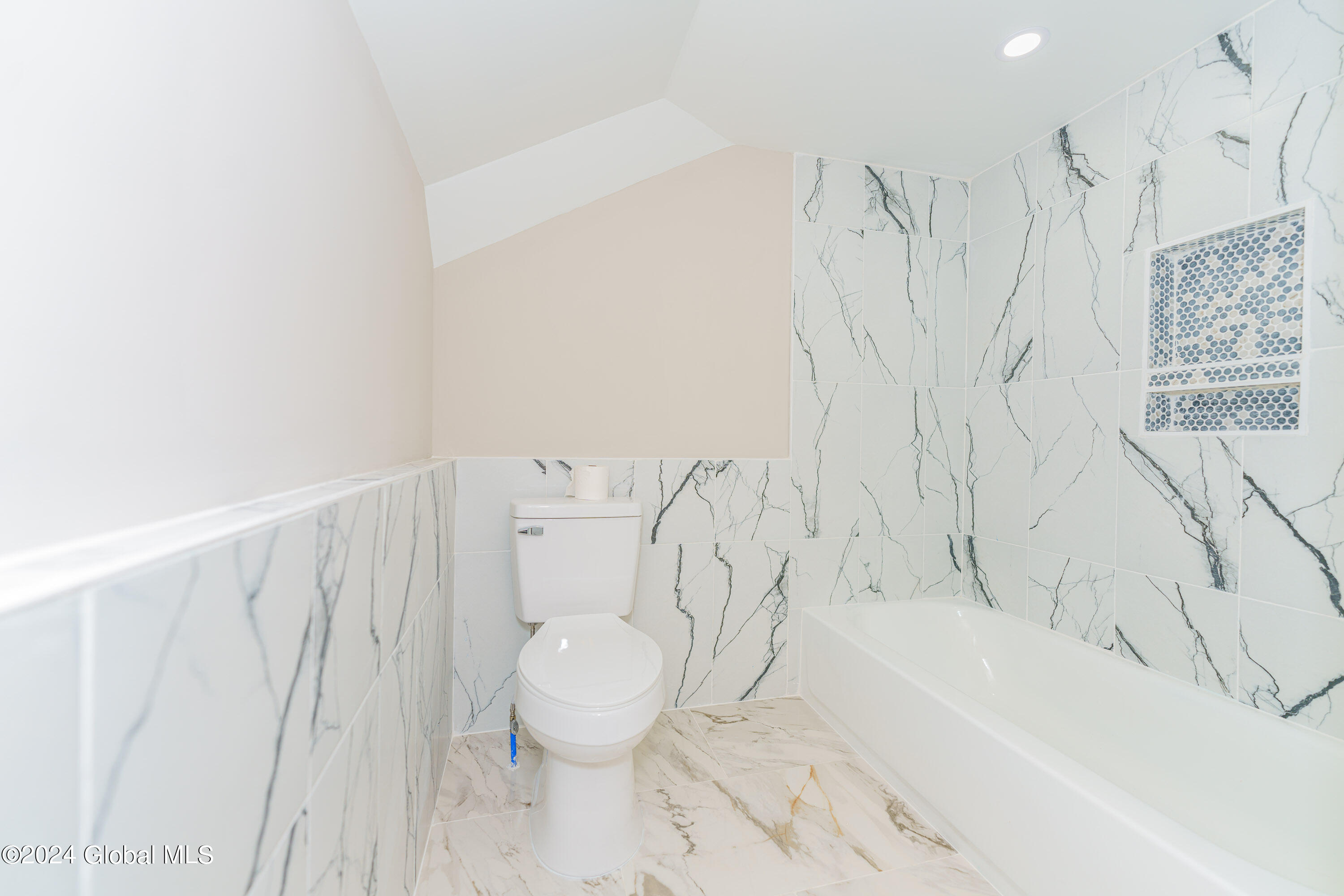 19 Launfal Street Colonie, NY 12205 - Photo 32 of 45 Bathroom 2