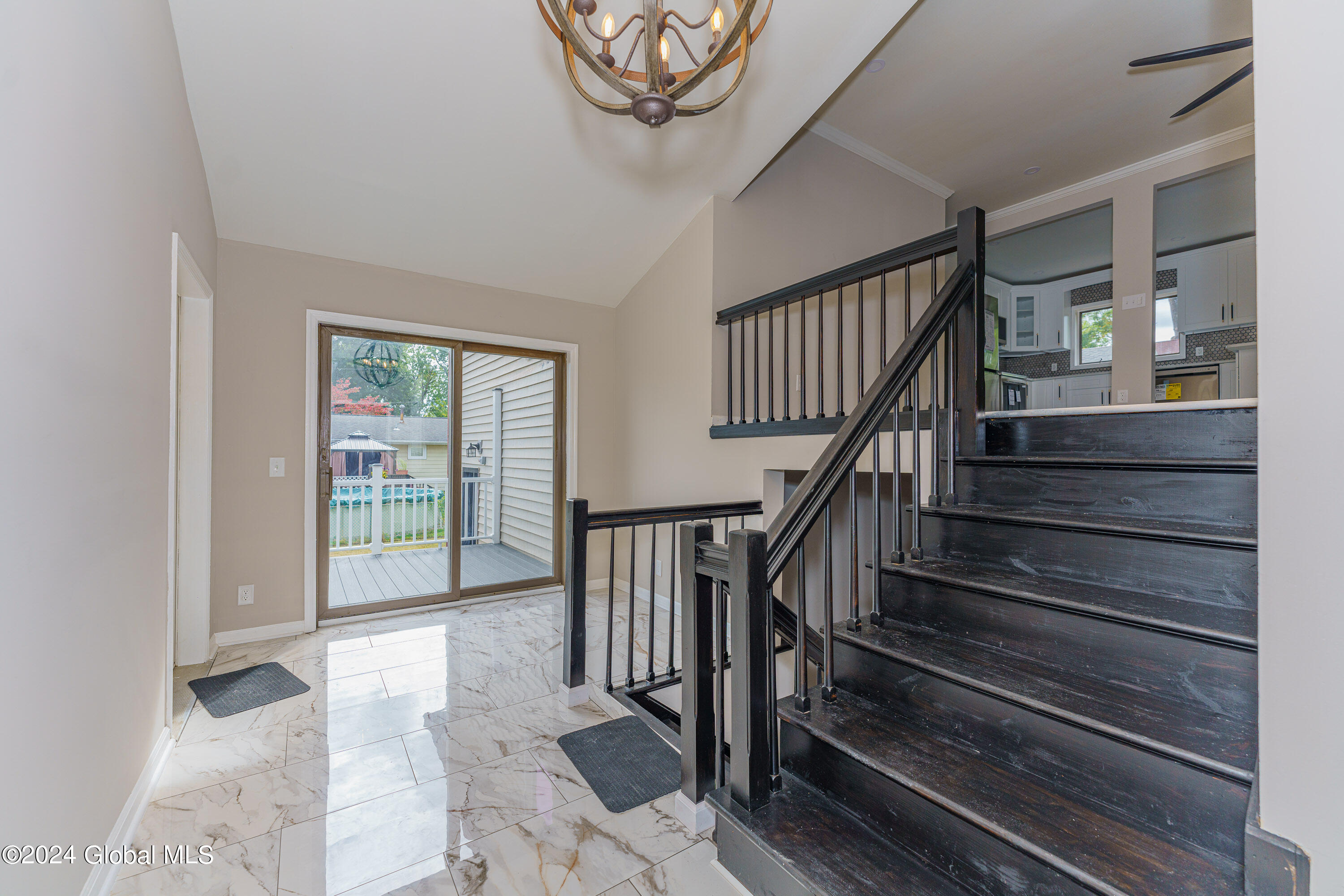 19 Launfal Street Colonie, NY 12205 - Photo 5 of 45 1 Entryway 1