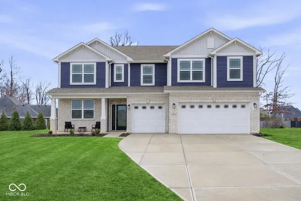 $490,000 | 7683 Fairwood Boulevard, Plainfield, IN 46168