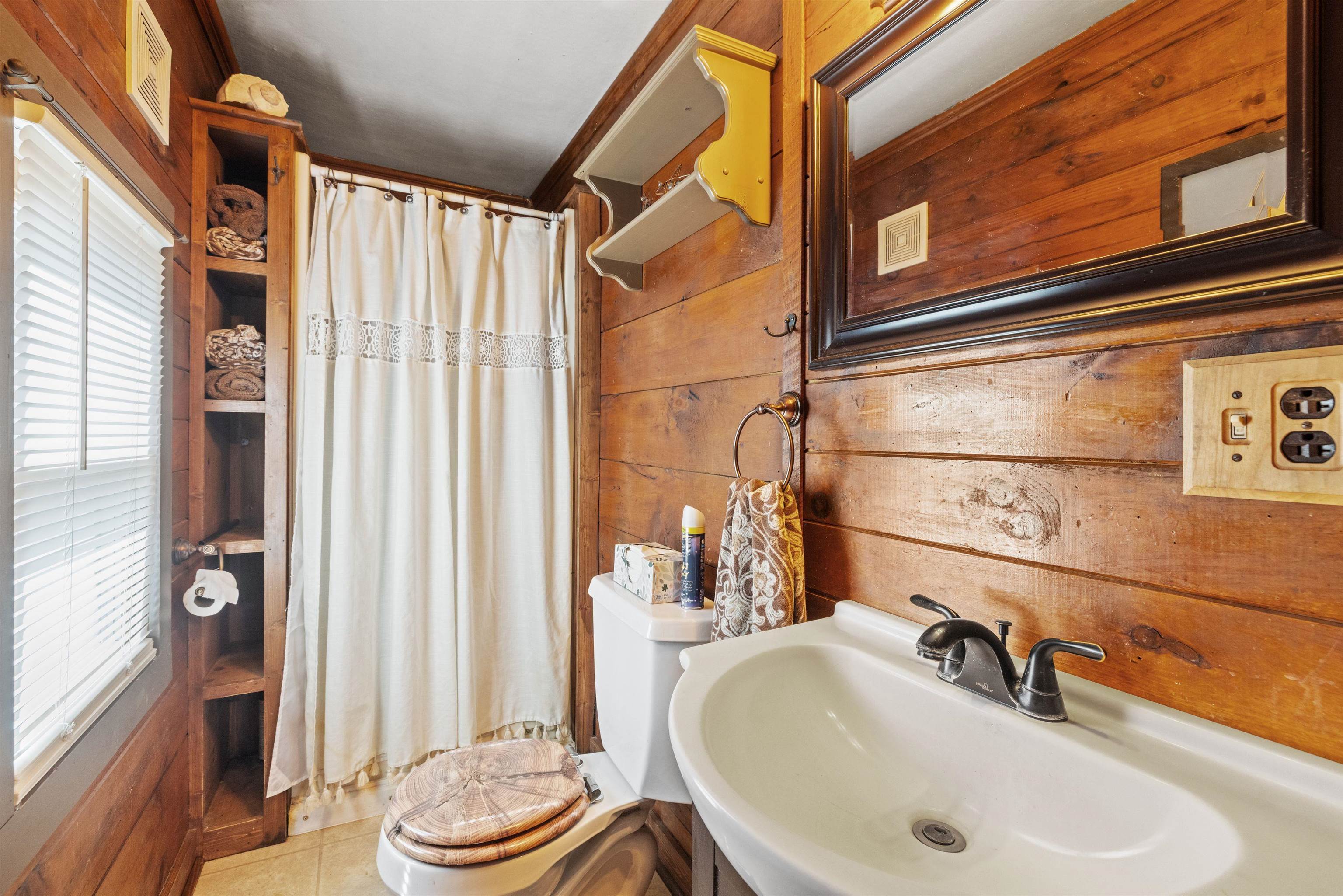 4 Maple Avenue Gilmanton, NH 03237 - Photo 3 of 49