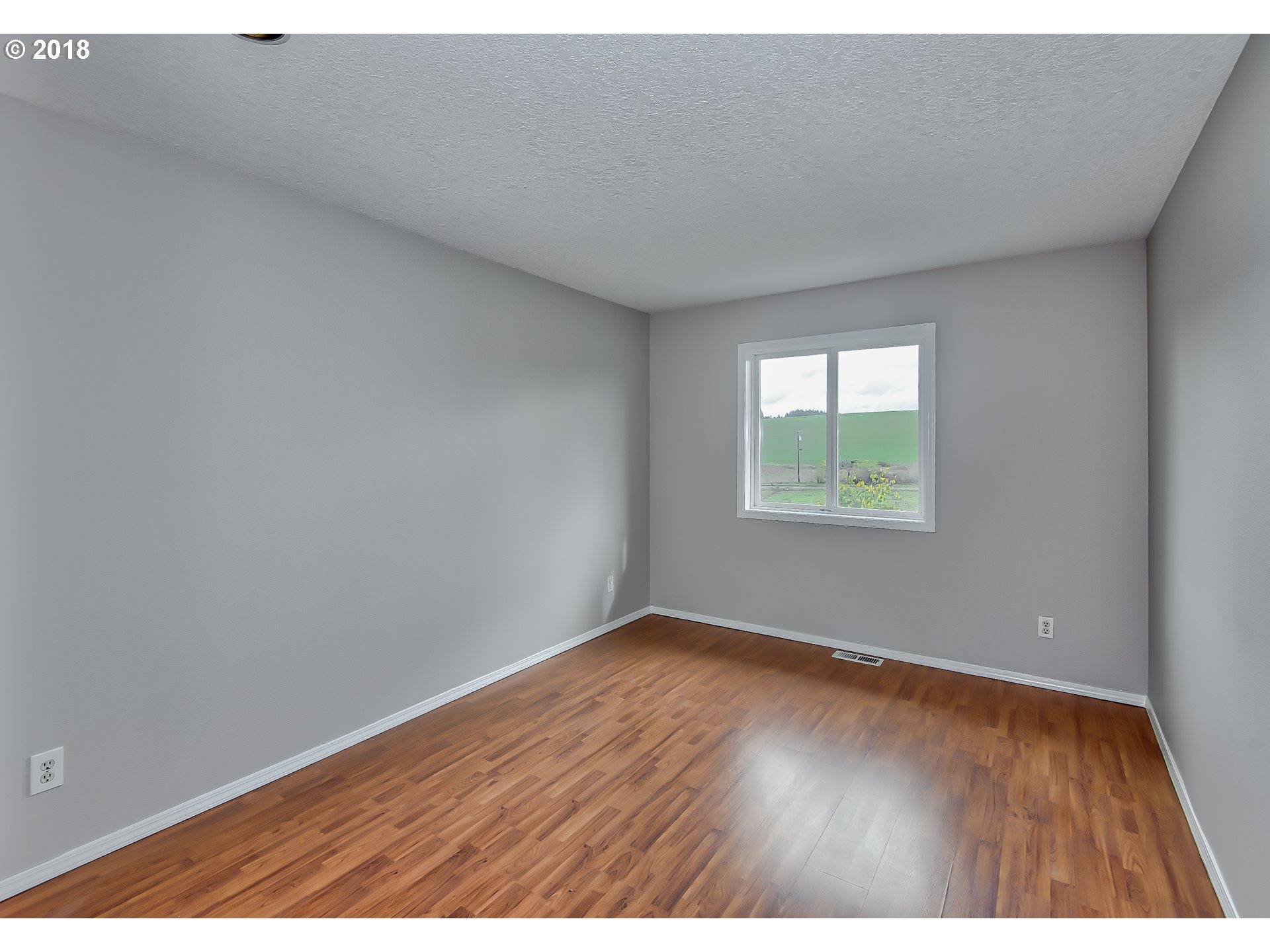 13333 Northeast Stag Hollow Road Yamhill, OR 97148 - Photo 18 of 32