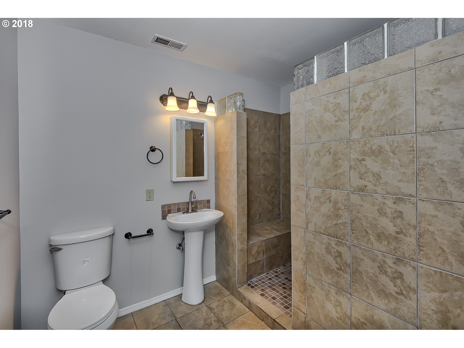 13333 Northeast Stag Hollow Road Yamhill, OR 97148 - Photo 22 of 32
