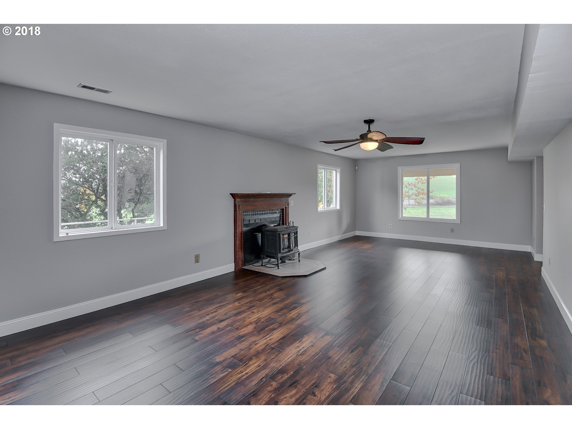 13333 Northeast Stag Hollow Road Yamhill, OR 97148 - Photo 4 of 32