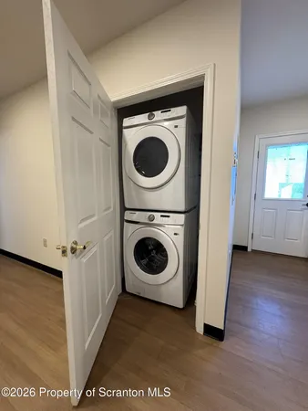 $1,000 | 1002 Jackson Street, Unit 2, Scranton, PA 18504