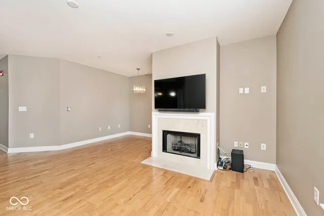 $395,000 | 451 American Way North, Unit 1C, Carmel, IN 46032