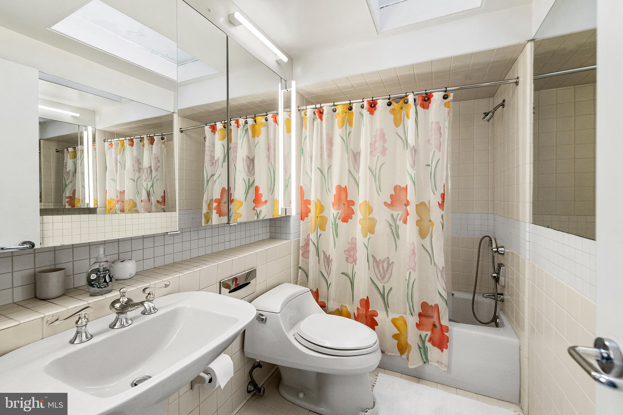 655 Matsonford Road Villanova, PA 19085 - Photo 59 of 63 a bathroom with a sink toilet and shower