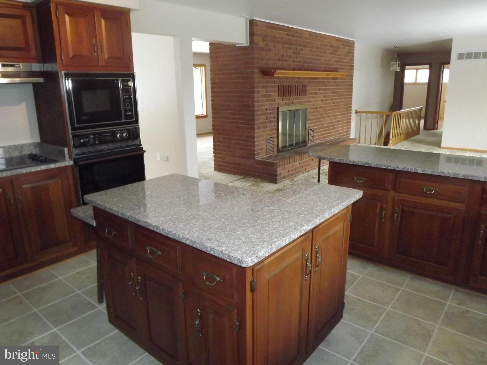 15102 Laurel Ridge Road Southwest Cumberland, MD 21502 - Photo 8 of 30 Kitchen