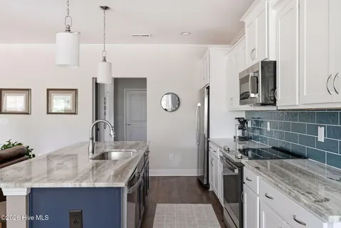 $578,000 | 103 Rector Drive, West End, NC 27376