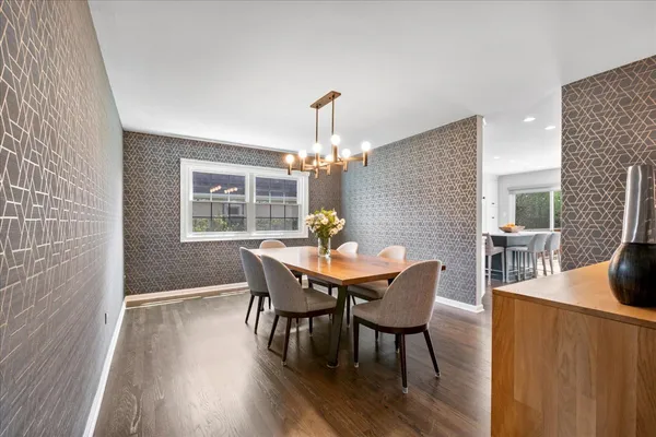 $969,000 | 3629 Keenan Lane, Glenview, IL 60026