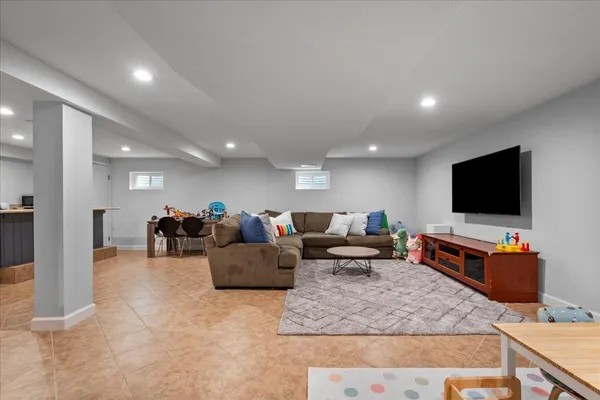 $969,000 | 3629 Keenan Lane, Glenview, IL 60026