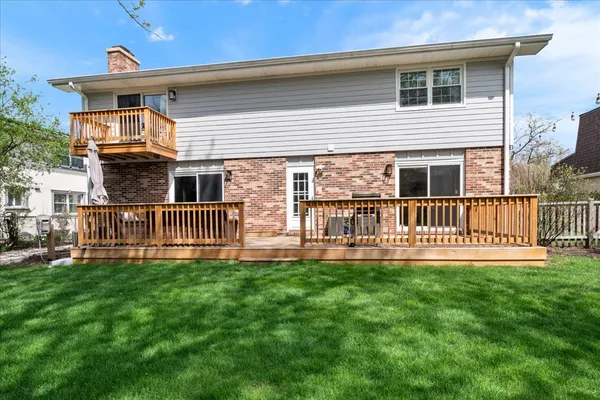 $969,000 | 3629 Keenan Lane, Glenview, IL 60026
