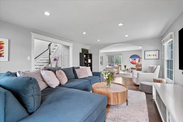 $969,000 | 3629 Keenan Lane, Glenview, IL 60026