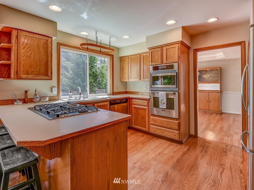 17834 122nd Court Southeast Renton, WA 98058 - Photo 12 of 25