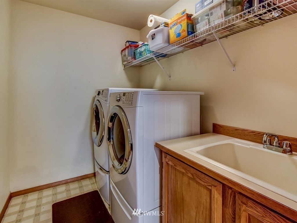 17834 122nd Court Southeast Renton, WA 98058 - Photo 23 of 25