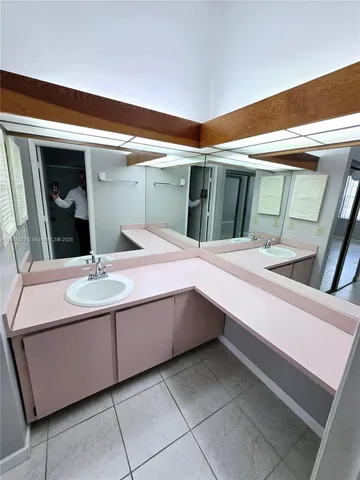 $410,000 | 6708 Northwest 193rd Terrace, Hialeah, FL 33015