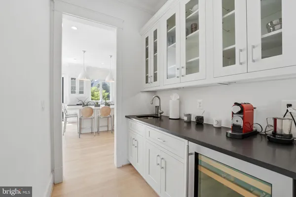 $12,500 | 2504 12th Street North, Arlington, VA 22201