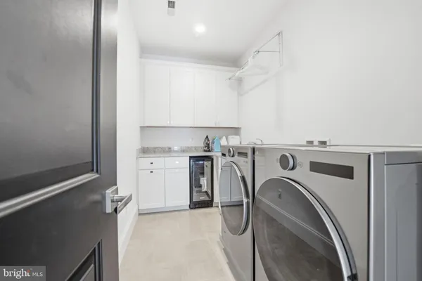 $12,500 | 2504 12th Street North, Arlington, VA 22201