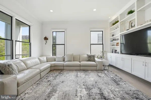 $12,500 | 2504 12th Street North, Arlington, VA 22201