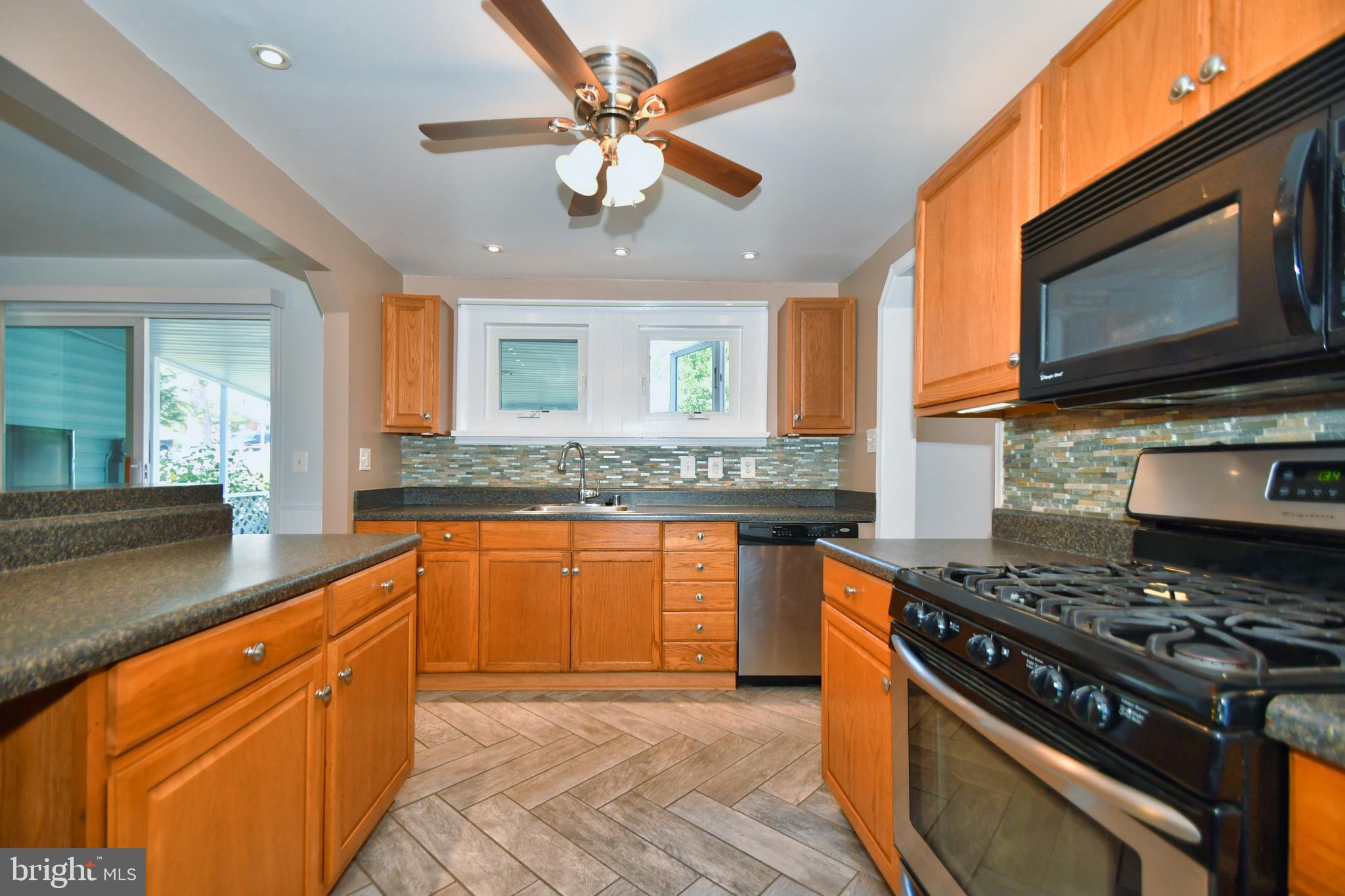 1612 Orlando Road Baltimore, MD 21234 - Photo 7 of 59