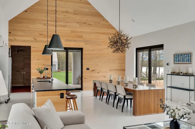 $1,495,000 | 500 Pond View Way, Grafton, NY 12138