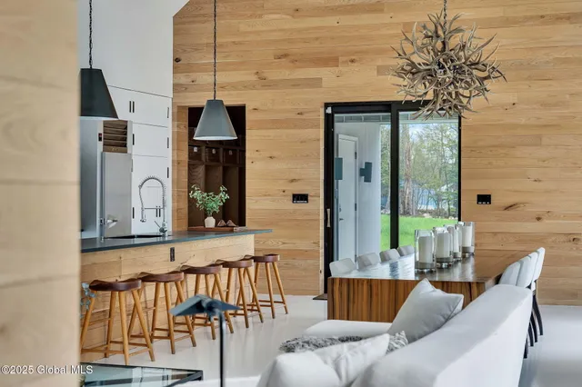 $1,495,000 | 500 Pond View Way, Grafton, NY 12138