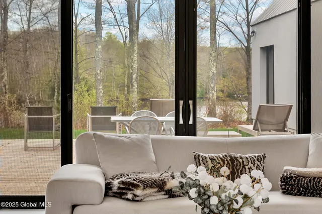 $1,495,000 | 500 Pond View Way, Grafton, NY 12138