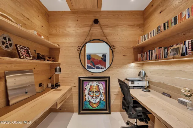 $1,495,000 | 500 Pond View Way, Grafton, NY 12138