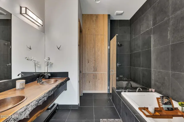 $1,495,000 | 500 Pond View Way, Grafton, NY 12138