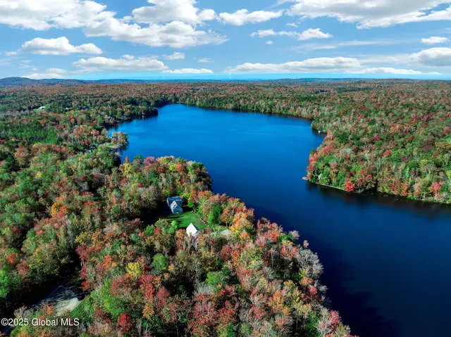 $1,495,000 | 500 Pond View Way, Grafton, NY 12138