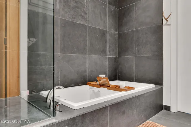 $1,495,000 | 500 Pond View Way, Grafton, NY 12138