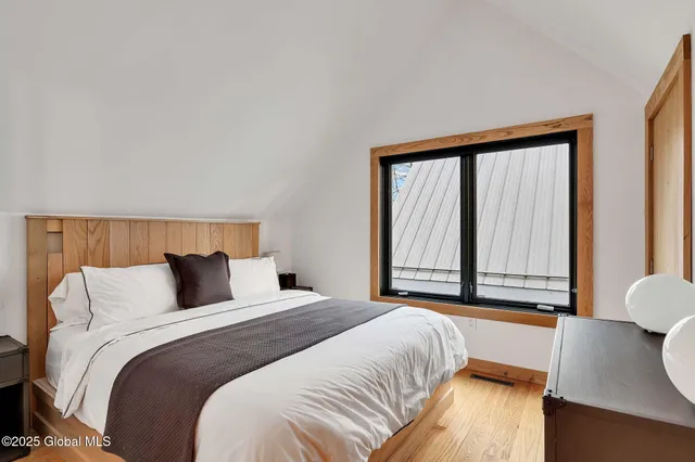 $1,495,000 | 500 Pond View Way, Grafton, NY 12138