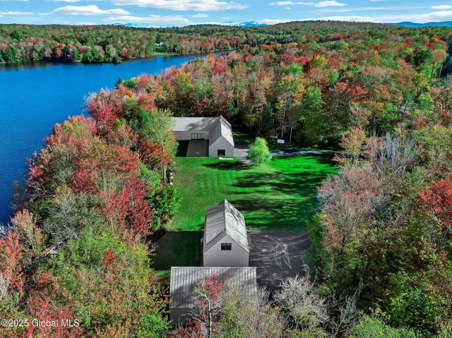 $1,495,000 | 500 Pond View Way, Grafton, NY 12138