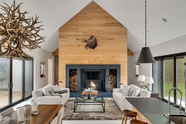 $1,495,000 | 500 Pond View Way, Grafton, NY 12138