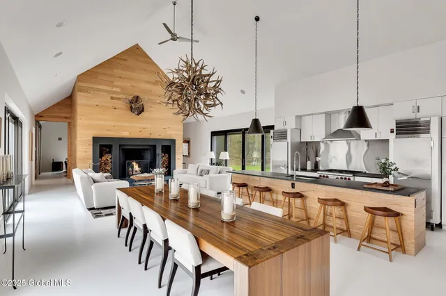 $1,495,000 | 500 Pond View Way, Grafton, NY 12138